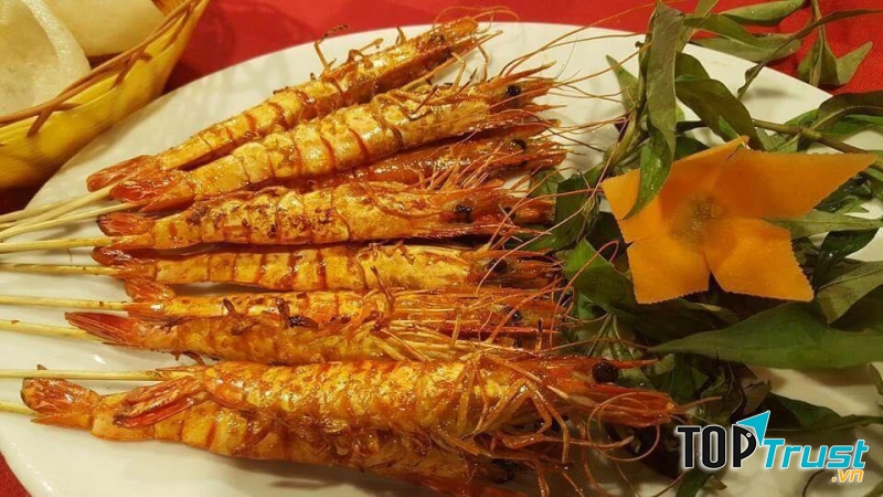 Món ăn hấp dẫn tại nhà hàng