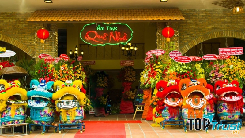 Không gian của quán