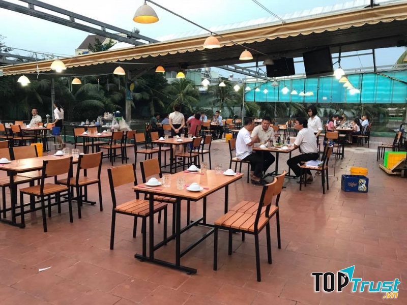 Ẩm Thực Sân Vườn Mái Lá – Đường Số 36