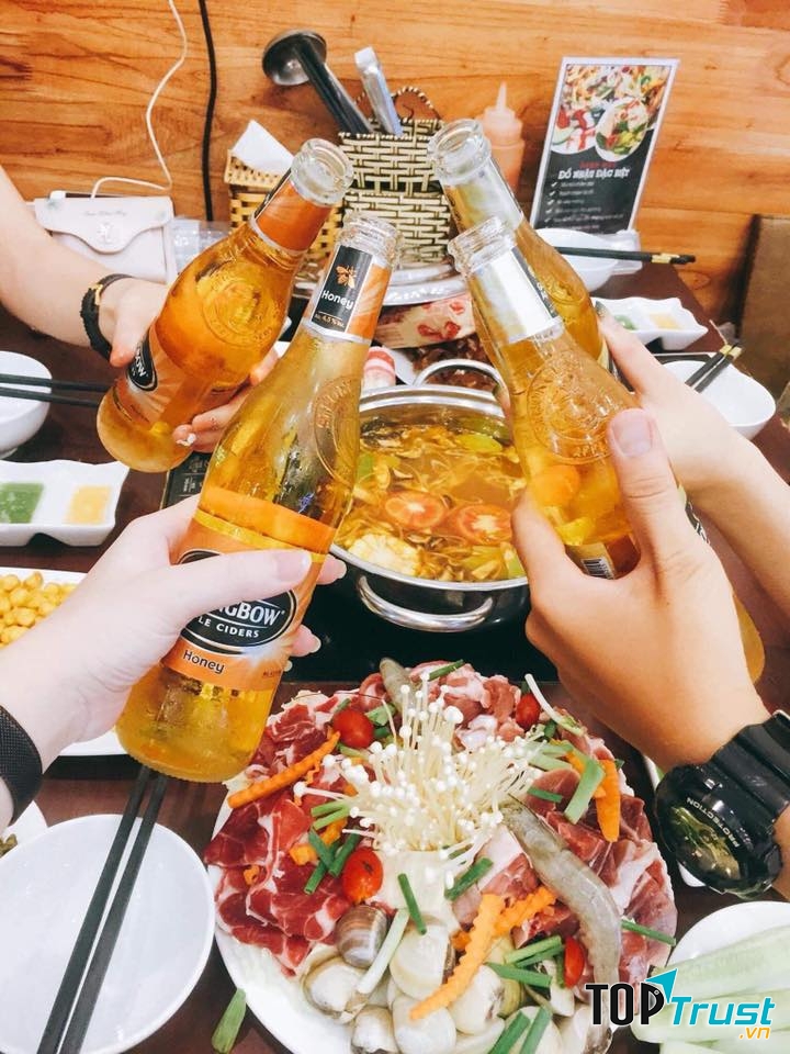 AMIS Hotpot & Grill - 192 Hoàng Minh Thảo