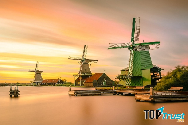 Làng cối xay gió Zaanse Schans (Amsterdam)