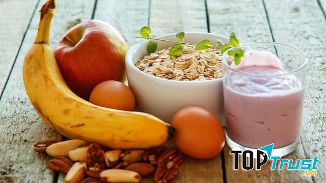 Yến mạch, sinh tố là những lựa chọn phù hợp nếu bạn muốn giảm cân