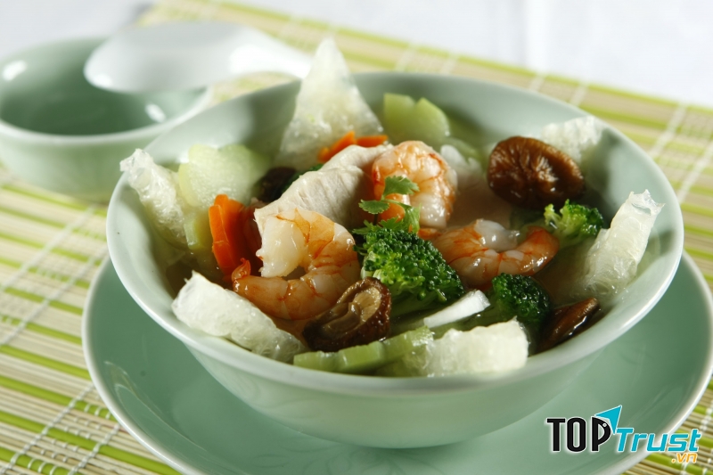 Canh bóng thả ngày Tết