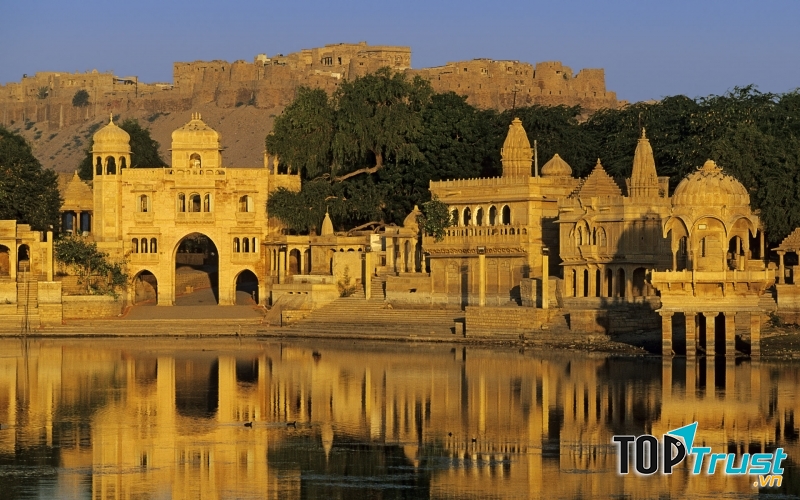 Văn hóa phương Tây sẽ làm hư giới trẻ Ấn Độ (Nguồn: Sưu tầm)