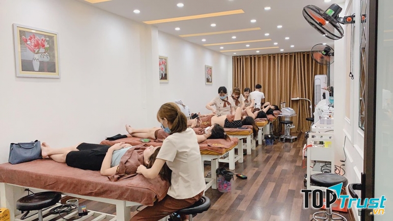 An Giang Beauty & Spa có liệu trình trị mụn bài bản và hiệu quả