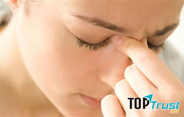 Ấn huyệt để hết nghẹt mũi