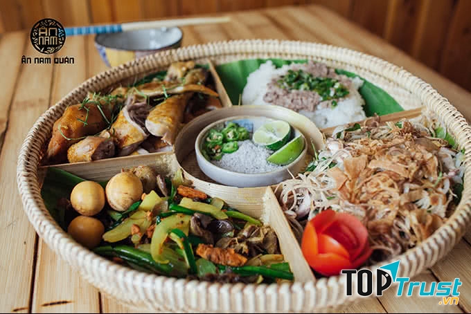 Ân Nam Quán hệ thống nhà hàng ẩm thực miền Trung nổi tiếng Sài Gòn với đặc trưng ẩm thực Đà Nẵng