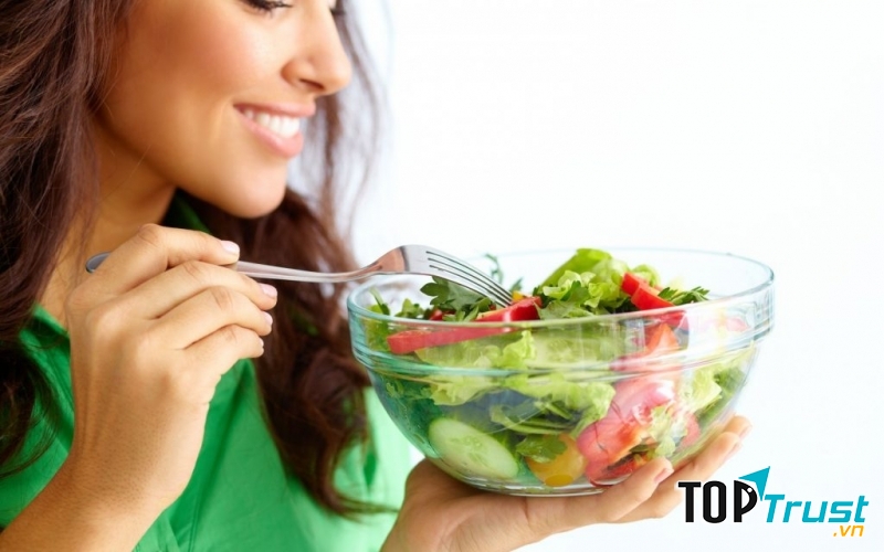 Trái cây và rau củ là nguồn chất xơ, nước và vi sinh vật hữu ích.