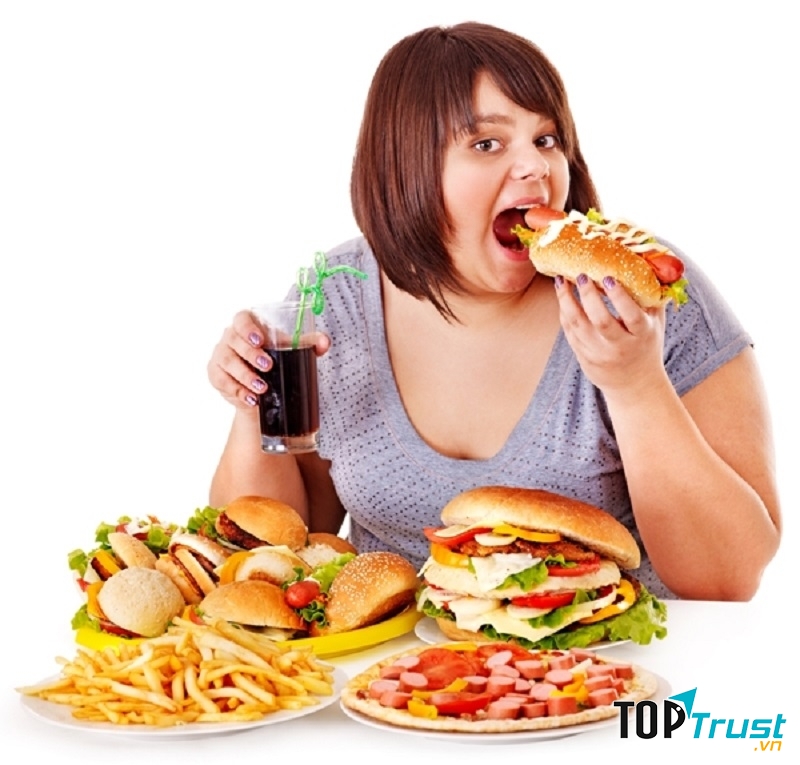 Ăn trưa quá muộn chỉ khiến bạn càng thêm thèm ăn và thèm đường mãnh liệt