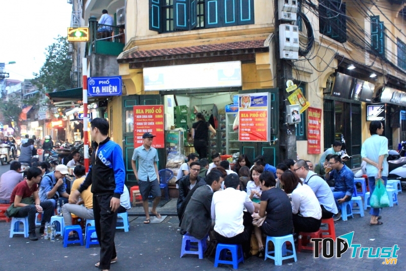 Ăn uống không vệ sinh