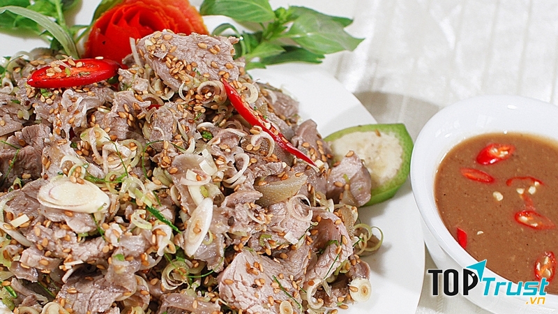 Thưởng thức món dê núi, đặc sản Ninh Bình