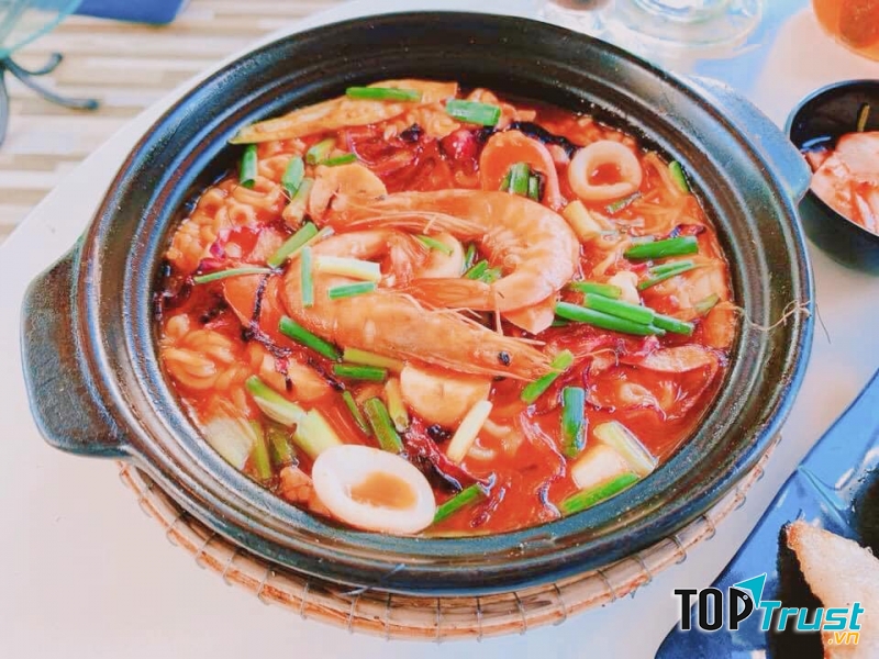 Ăn Vặt & Mì Cay Hàn Quốc T.A