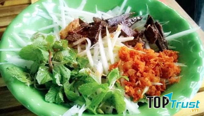 Ăn Vặt Cô Thủy Thanh Khê Đà Nẵng