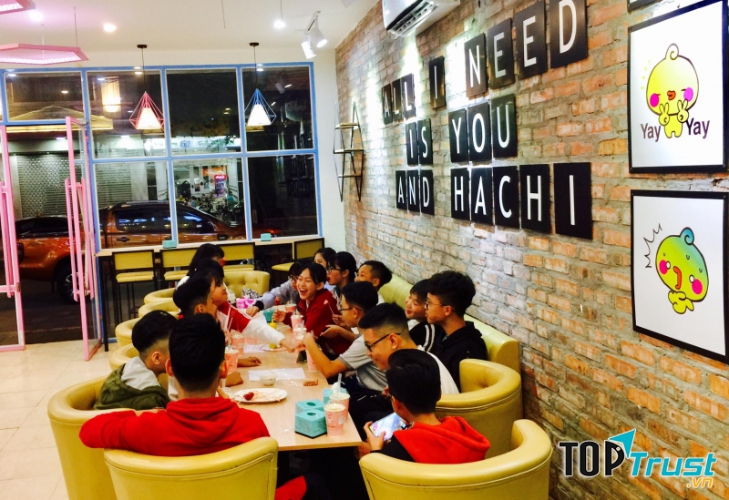 Ăn vặt Hachi Hachi