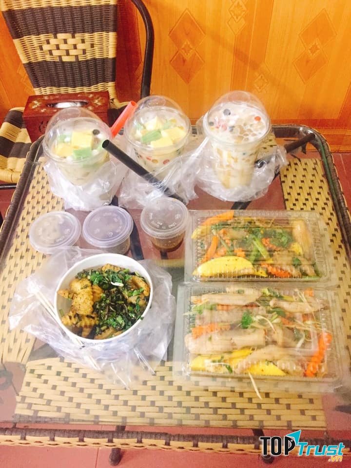 Ăn vặt Sài Gòn 293 Trần Phú có nhận ship đồ