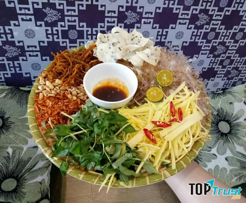 Ăn vặt SUM