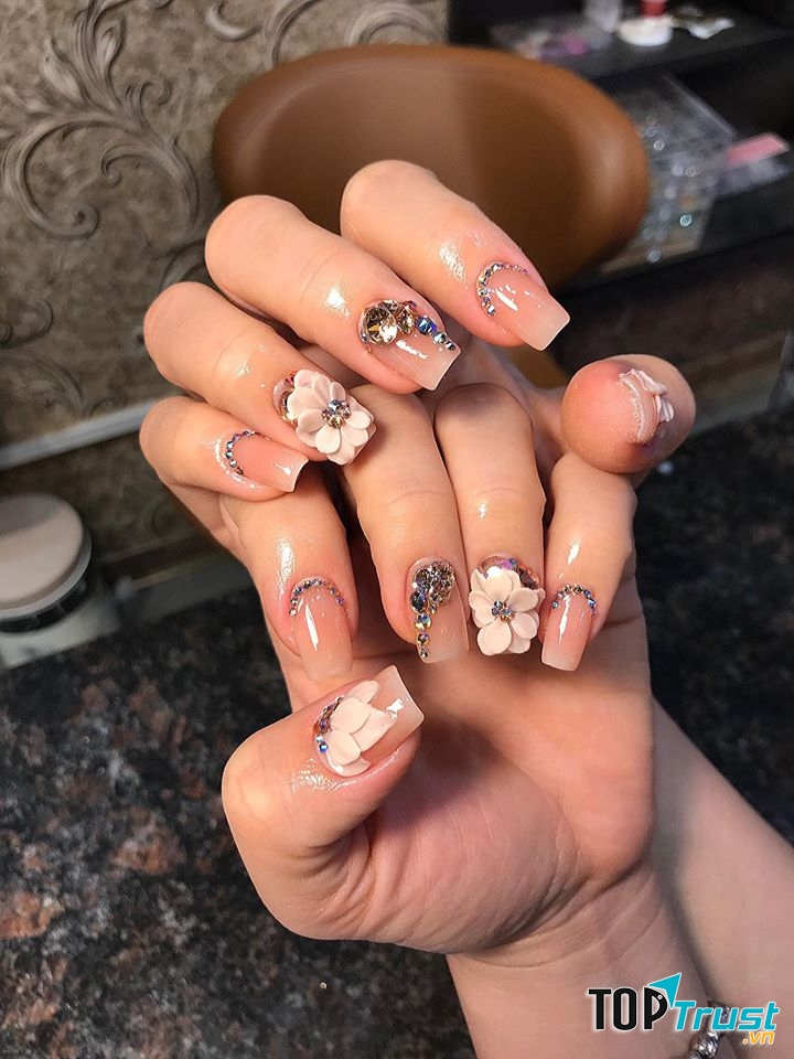 Angel NAIL