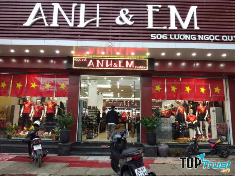 Cửa hàng Anh & Em