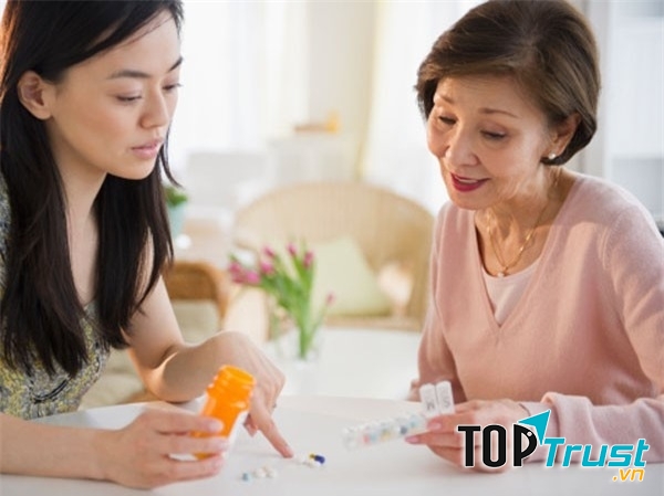 Anh ấy tôn trọng và yêu thương gia đình cũng như bạn bè của bạn