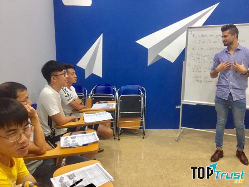 Anh ngữ AMES (Quy Nhơn)