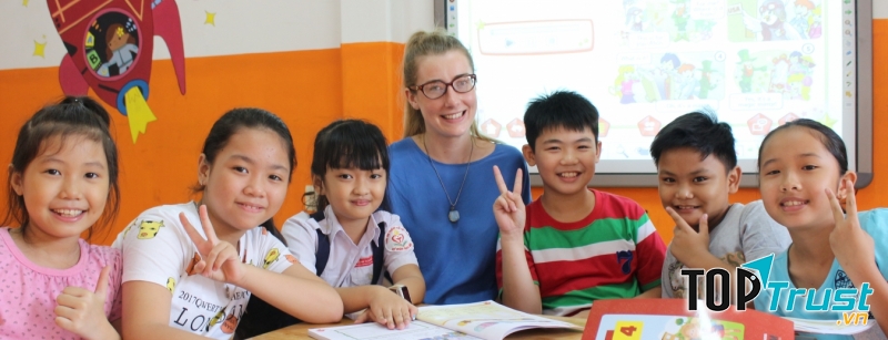 Trung tâm ngoại ngữ iCAN