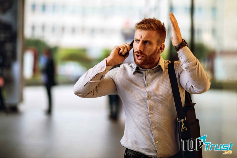 Một người yêu lí tưởng sẽ không để bạn cảm thấy mình là người vô dụng và xấu xí, mà luôn là nguồn cổ vũ giúp bạn có động lực hoàn thiện bản thân.