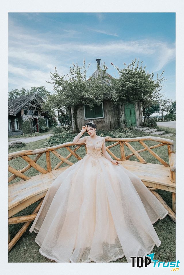 Ảnh Viện Áo Cưới Hạnh Vân