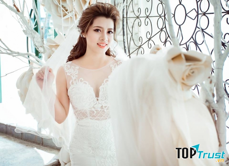 Ảnh Viện Áo Cưới Thủy Studio