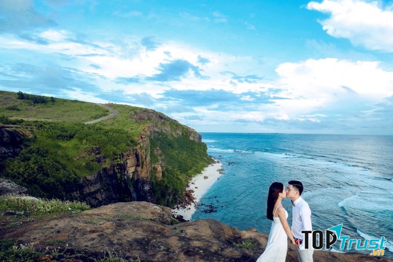 Ảnh Viện Áo Cưới Trung Hòa