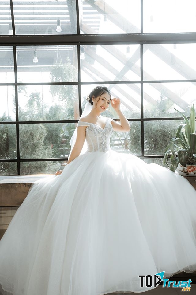 Ảnh Viện Áo Cưới Tuấn Bảy