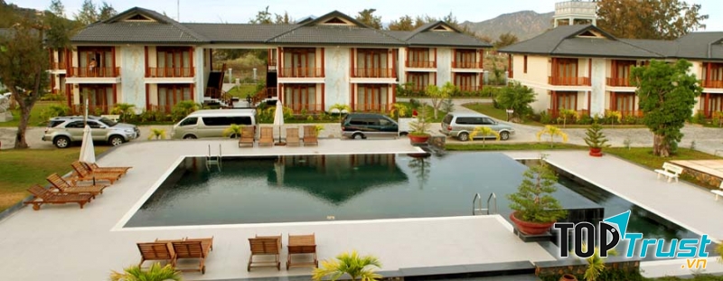 Aniise Villa Resort