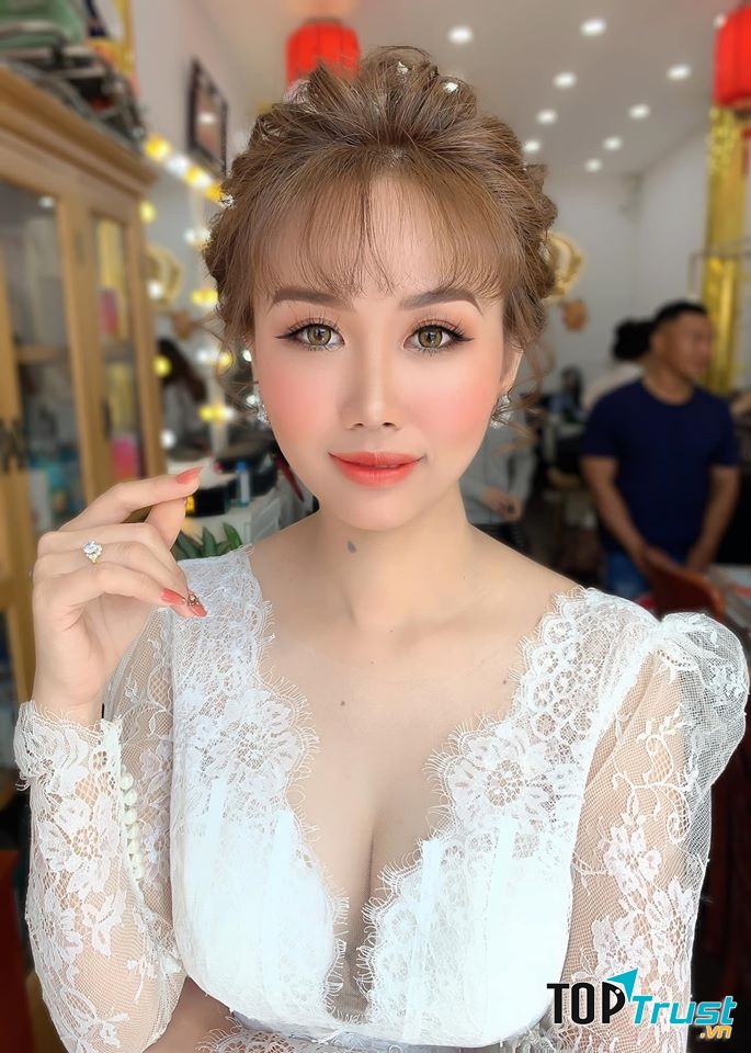 Áo Cưới Hoàng Gia