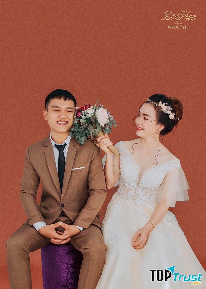 Áo cưới Lê Phạm