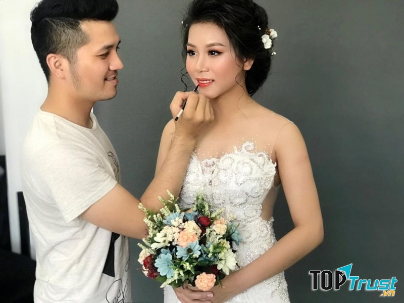 Áo cưới Sài Gòn