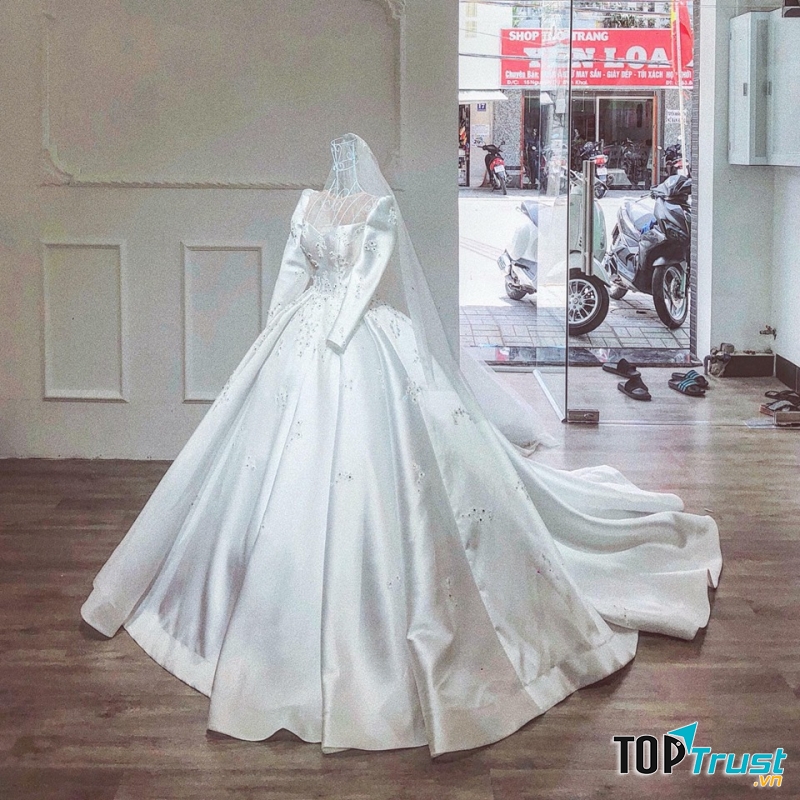 Áo Cưới T&A Bridal