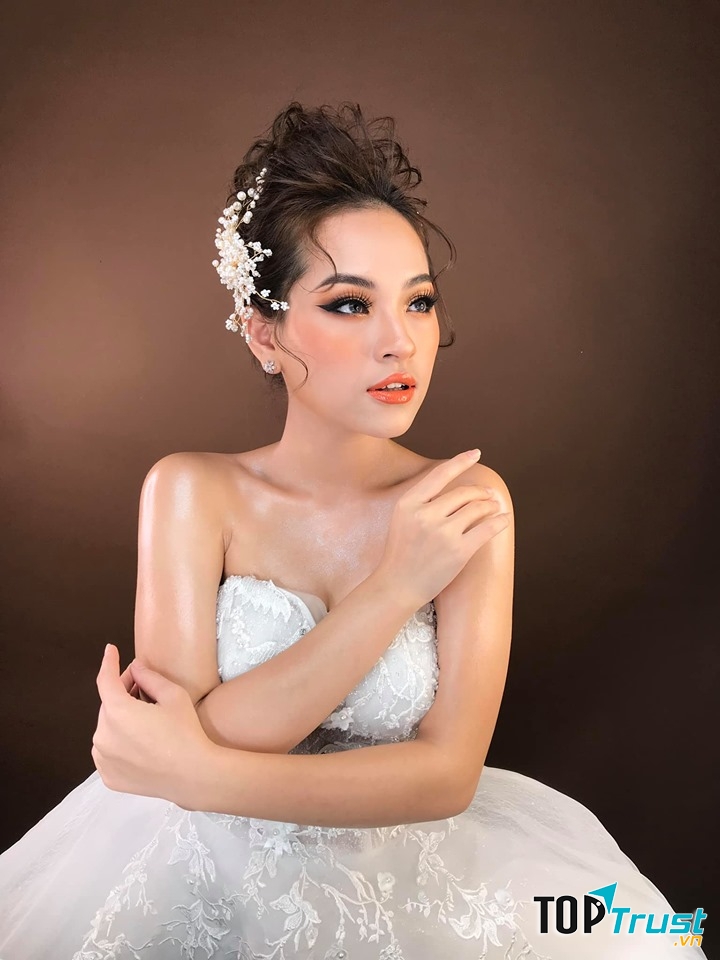 Áo Cưới Tây Lee