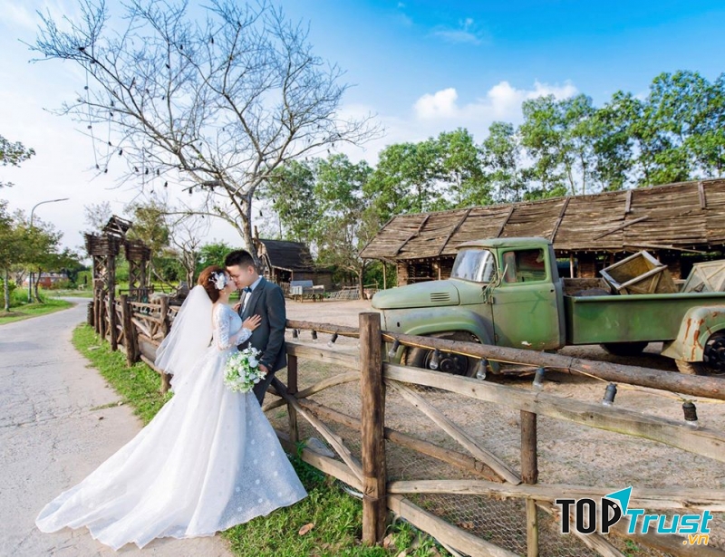 Áo cưới Thế Sơn