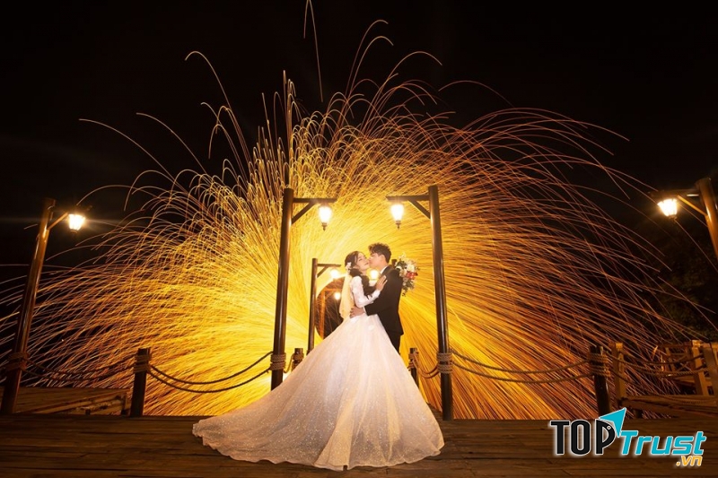Áo Cưới  Quỳnh Tiên Bridal