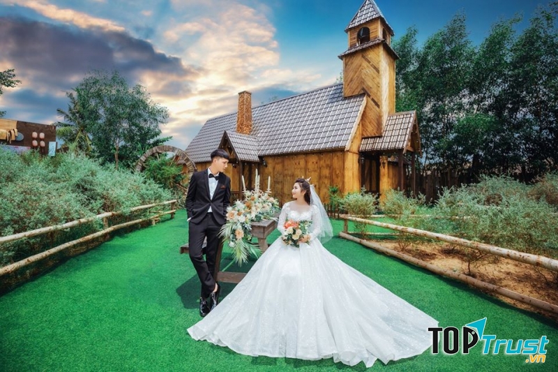 Áo Cưới Thủ Đức - Quỳnh Tiên Bridal