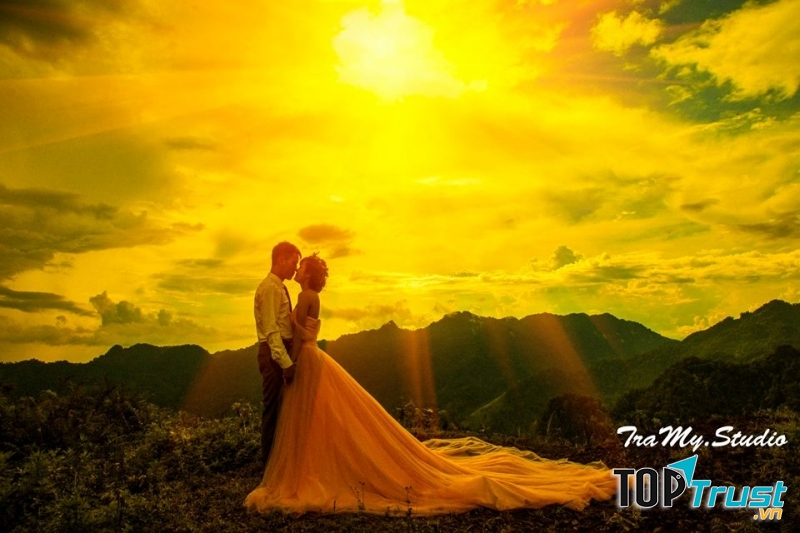 Áo cưới Trà My