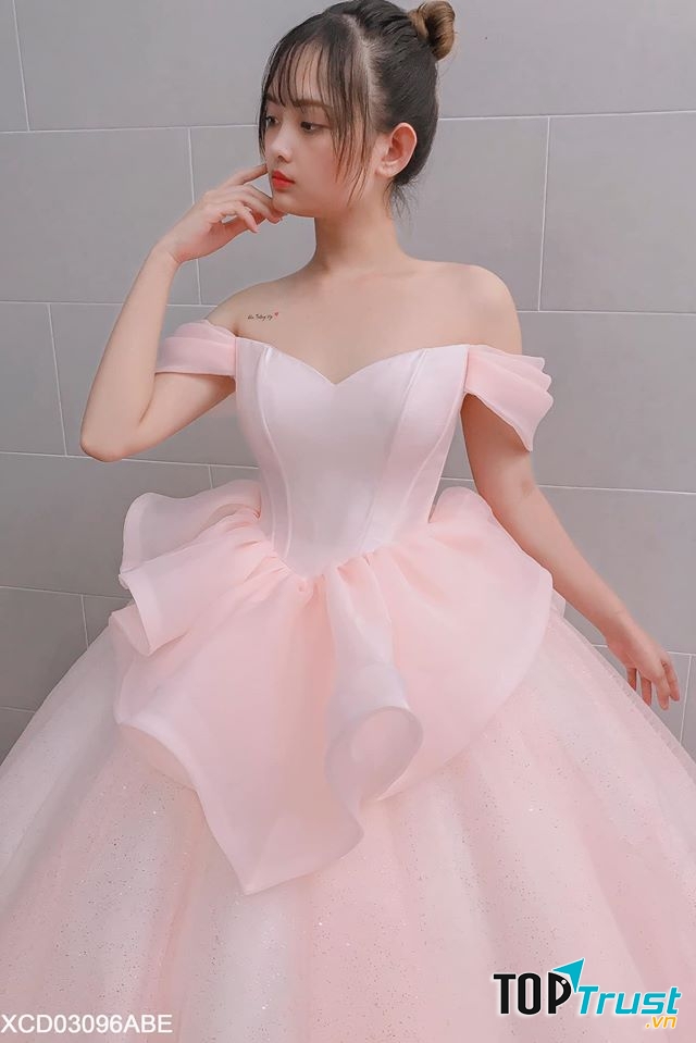 Áo cưới Uyên Phương