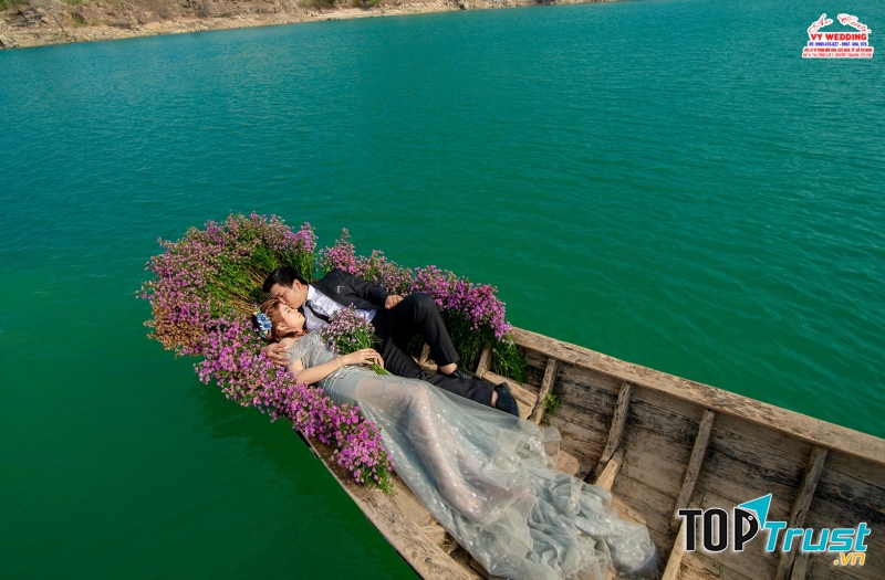 Áo Cưới Vy Wedding