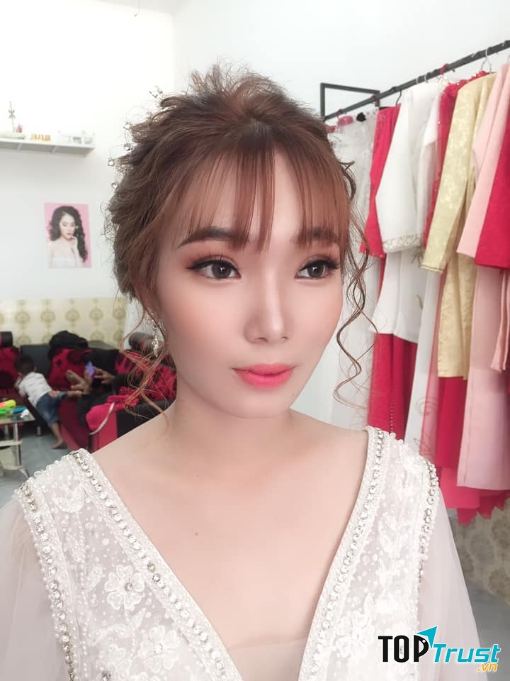 Áo cưới Xuân Thương