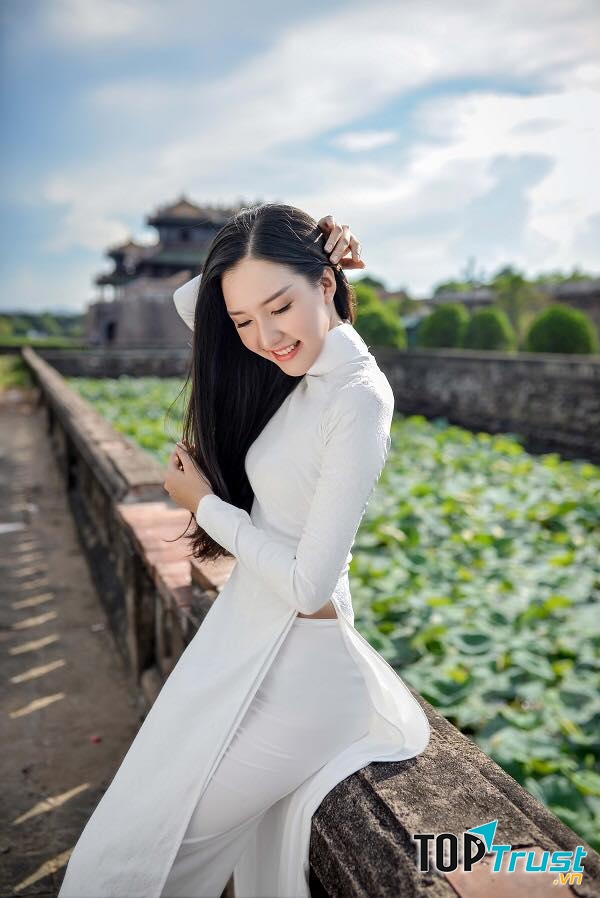 Áo Dài Bích Thủy