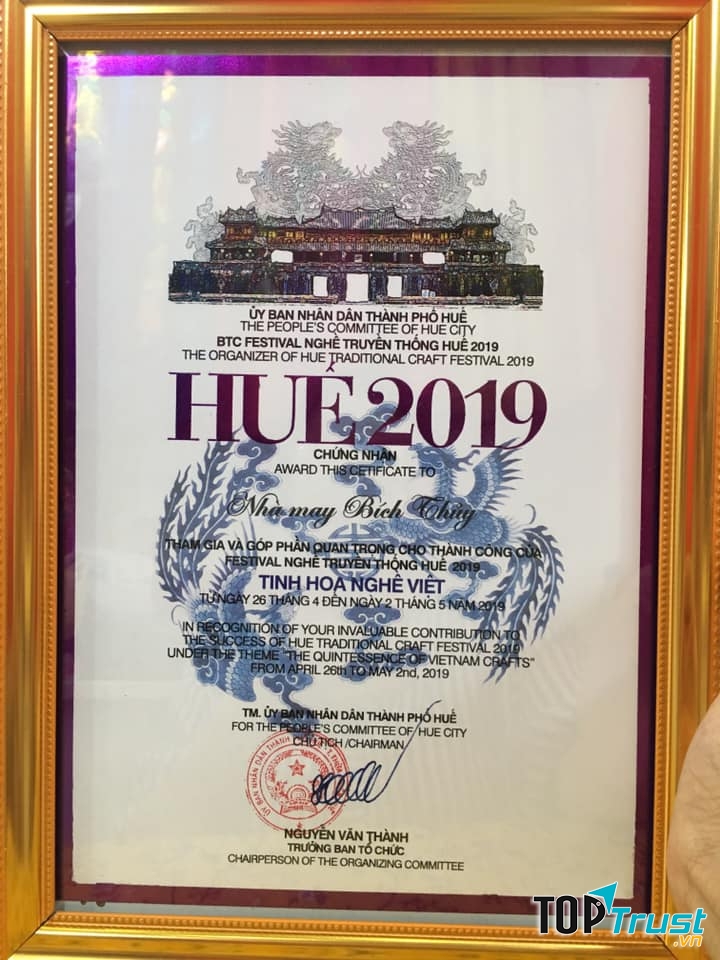 Áo dài Huế Bích Thủy