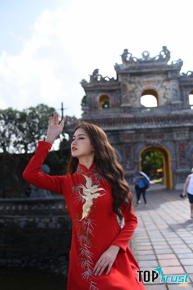 Áo dài Huế Bích Thủy