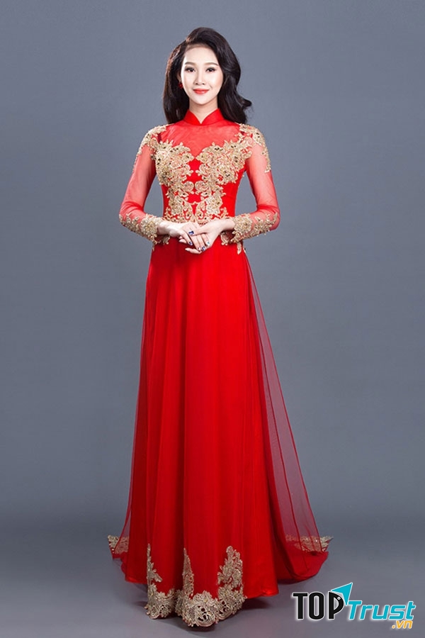 Vẻ đẹp đằm thắm của cô dâu trong tà áo dài La Hằng