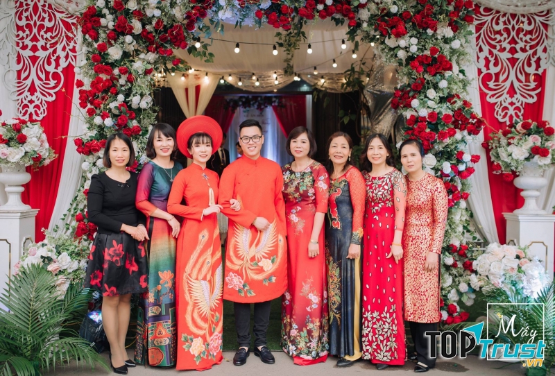 Mây luôn là địa chỉ đáng tin cậy để cô dâu, chú rể cùng tỏa sáng nổi bật trong ngày cưới