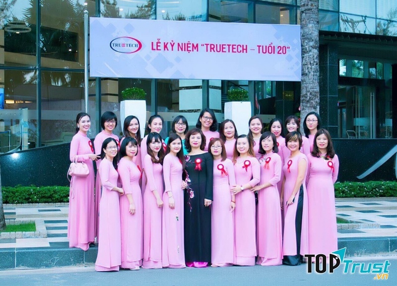 Áo dài Minh Nguyệt