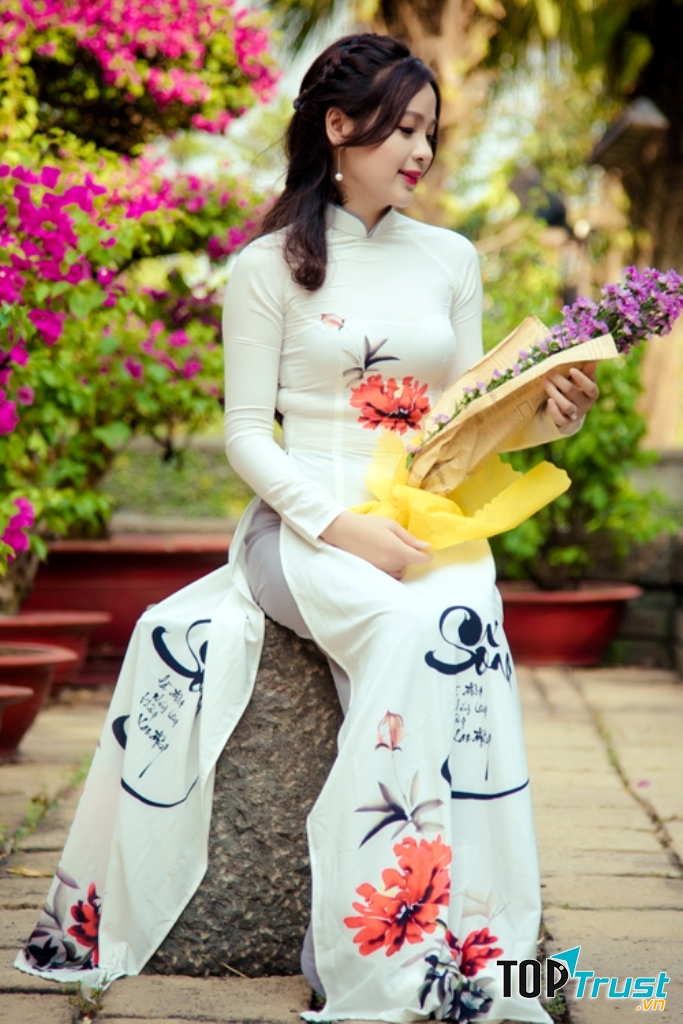 Áo dài Miss Vân